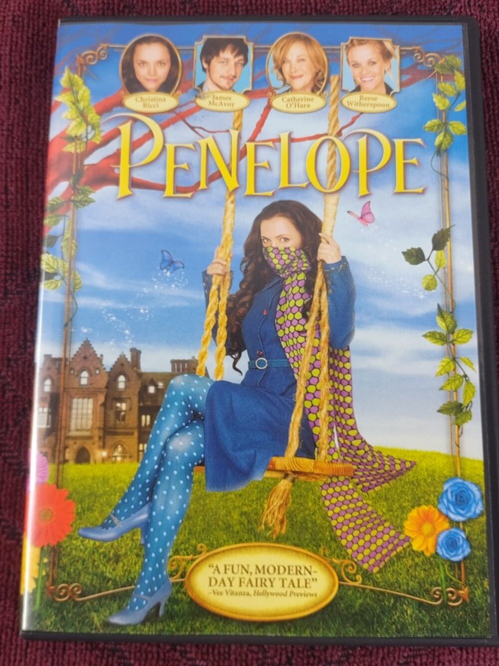 Penelope - 2006 - Comedy - Rated PG - DVD - Used